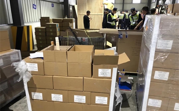 【萬享進口供應鏈8月銷冠--張佳佳】人生在勤，不索何獲
